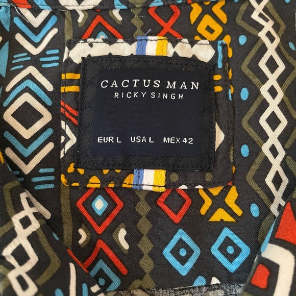 Cactus Man Ricky Singh Men’s Button Up Shirt Size Large Aztec Print - Picture 3 of 4